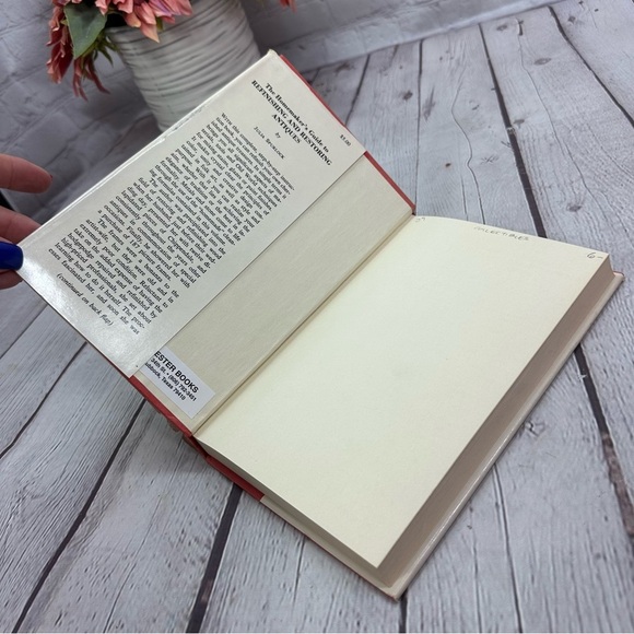 vintage 1965 Refinishing and Restoring Antiques hardcover Book by julia spurlock - Picture 5 of 10